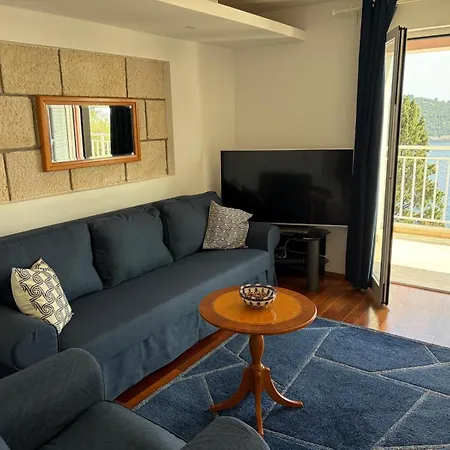 Apartman Paola 5 Min From The